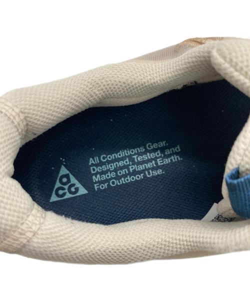 NIKE ACG（ナイキエーシージー）NIKE ACG (ナイキエーシージー) Mountain Fly 2 Low ベージュ サイズ:30の古着・服飾アイテム
