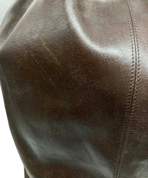 A.P.C.（アーペーセー）A.P.C. (アーペーセー) レザー巾着ショルダーバッグ ブラウンの古着・服飾アイテム