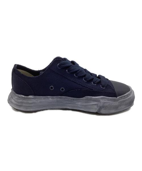 Maison MIHARA YASUHIRO（メゾン ミハラ ヤスヒロ）Maison MIHARA YASUHIRO (メゾン ミハラ ヤスヒロ) Peterson Low Over Dy ネイビー サイズ:42の古着・服飾アイテム
