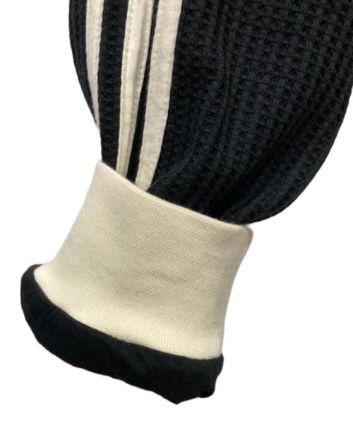 adidas（アディダス）adidas (アディダス) ワッフルクラシック トラックトップ ブラック サイズ:Lの古着・服飾アイテム