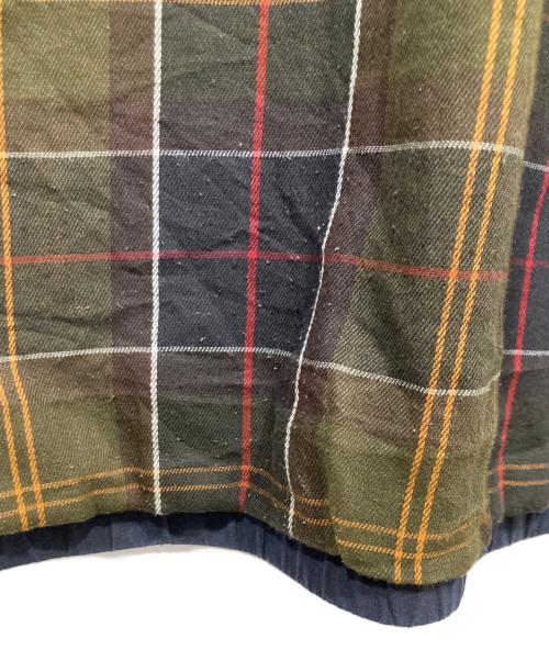 Barbour（バブアー）Barbour (バブアー) オイルドジャケット ネイビー サイズ:Mの古着・服飾アイテム