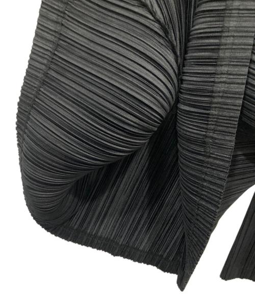 PLEATS PLEASE ISSEY MIYAKE（プリーツプリーズ イッセイミヤケ）PLEATS PLEASE ISSEY MIYAKE (プリーツプリーズ イッセイミヤケ) プリーツパンツ ダークグレー サイズ:1の古着・服飾アイテム