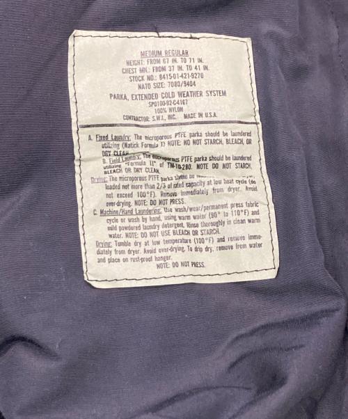 US ARMY（ユーエスアーミー）US ARMY (ユーエスアーミー) ECWCS GEN2 GORE-TEX PARKA ブラック サイズ:MEDIUM-REGULARの古着・服飾アイテム