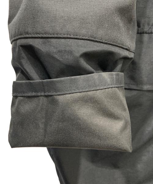 US ARMY（ユーエスアーミー）US ARMY (ユーエスアーミー) ECWCS GEN2 GORE-TEX PARKA ブラック サイズ:MEDIUM-REGULARの古着・服飾アイテム