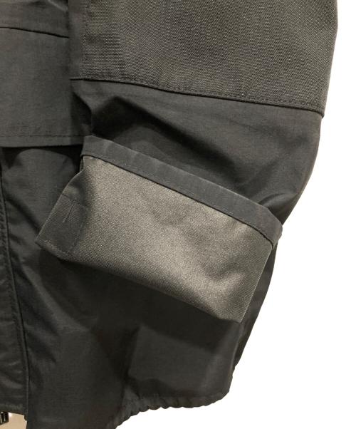 US ARMY（ユーエスアーミー）US ARMY (ユーエスアーミー) ECWCS GEN2 GORE-TEX PARKA ブラック サイズ:MEDIUM-REGULARの古着・服飾アイテム