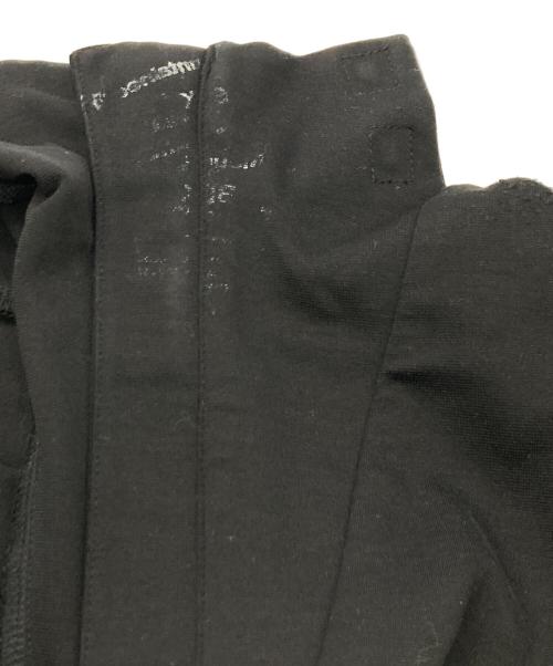 WHITE MOUNTAINEERING（ホワイトマウンテ二アニング）WHITE MOUNTAINEERING (ホワイトマウンテ二アニング) ZIP PULLOVER ブラックの古着・服飾アイテム