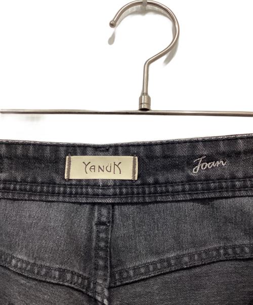 YANUK（ヤヌーク）YANUK (ヤヌーク) JOANデニムパンツ ブラック サイズ:24の古着・服飾アイテム