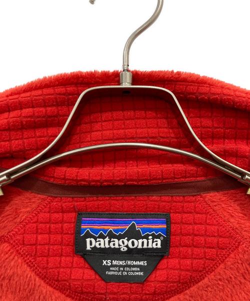 Patagonia（パタゴニア）Patagonia (パタゴニア) M's R2 Jacket レッド サイズ:XSの古着・服飾アイテム