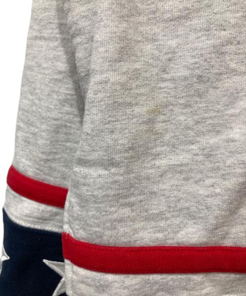 SUPREME（シュプリーム）SUPREME (シュプリーム) Hockey Hooded Sweatshirt グレー×レッド サイズ:Lの古着・服飾アイテム