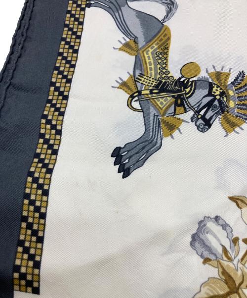HERMES（エルメス）HERMES (エルメス) シルクスカーフ グレーの古着・服飾アイテム