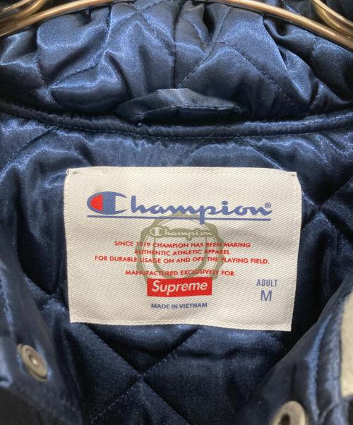 SUPREME（シュプリーム）Supreme (シュプリーム) Champion (チャンピオン) Hooded Satin Varsity Jacket ネイビー サイズ:Mの古着・服飾アイテム