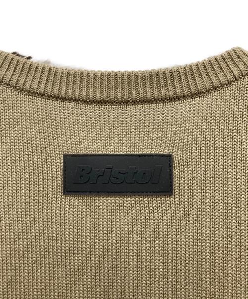 F.C.R.B.（エフシーレアルブリストル）F.C.R.B. (エフシーレアルブリストル) SLEEVE AUTHENTIC LOGO CREWNECK KNIT カーキ サイズ:Sの古着・服飾アイテム