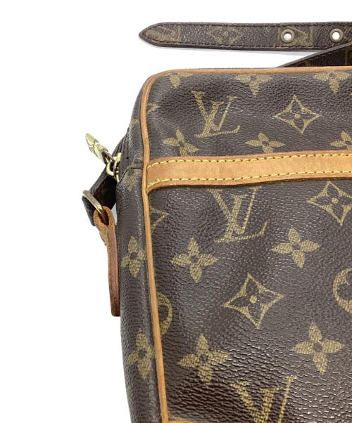 LOUIS VUITTON（ルイ ヴィトン）LOUIS VUITTON (ルイ ヴィトン) モノグラム・ダヌーヴ・ショルダーバッグ ブラウンの古着・服飾アイテム