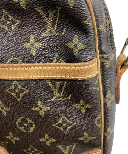 LOUIS VUITTON（ルイ ヴィトン）LOUIS VUITTON (ルイ ヴィトン) モノグラム・ダヌーヴ・ショルダーバッグ ブラウンの古着・服飾アイテム