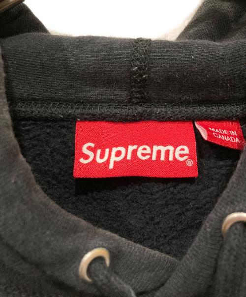 SUPREME（シュプリーム）Supreme (シュプリーム) KAWS (カウズ) Chalk Logo Hooded Sweatshirt ブラック サイズ:Lの古着・服飾アイテム