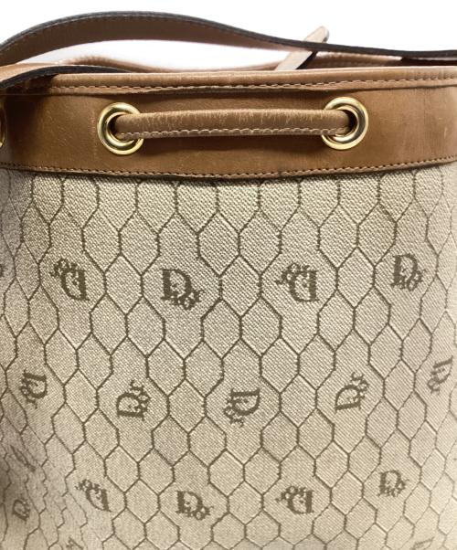 Christian Dior（クリスチャン ディオール）Christian Dior (クリスチャン ディオール) ハニカム柄巾着ショルダーバッグ ベージュの古着・服飾アイテム