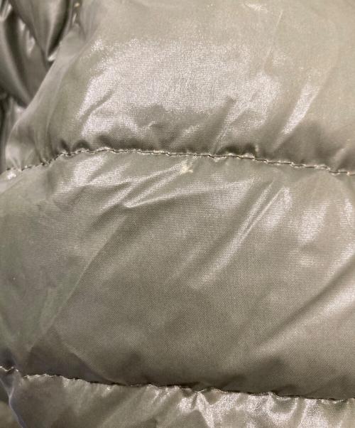 ISSEY MIYAKE（イッセイミヤケ）ISSEY MIYAKE (イッセイミヤケ) ダウンジャケット カーキ サイズ:3の古着・服飾アイテム