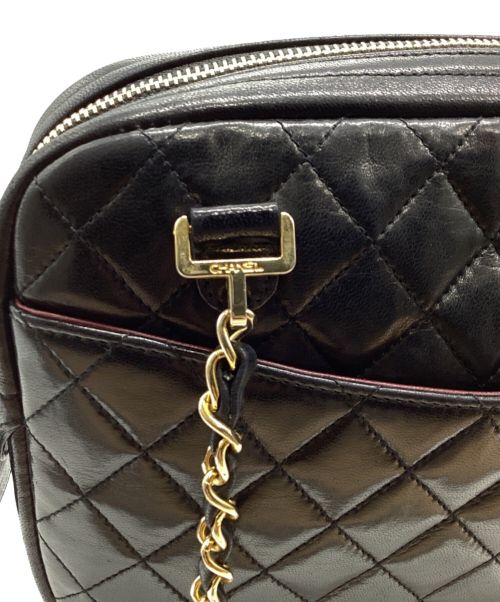 CHANEL（シャネル）CHANEL (シャネル) ダブルチェーン マトラッセショルダーバッグ ブラックの古着・服飾アイテム