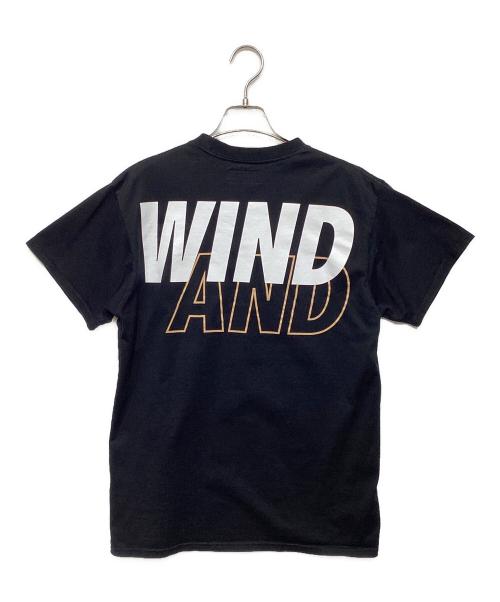 WIND AND SEA（ウィンダンシー）WIND AND SEA (ウィンダンシー) ブランドロゴクルーネックTシャツ ブラック サイズ:Mの古着・服飾アイテム