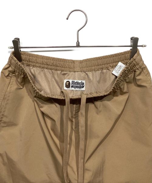 A BATHING APE（ア ベイシング エイプ）A BATHING APE (ア ベイシング エイプ) ハーフパンツ 001GDK701001M ベージュ サイズ:Lの古着・服飾アイテム