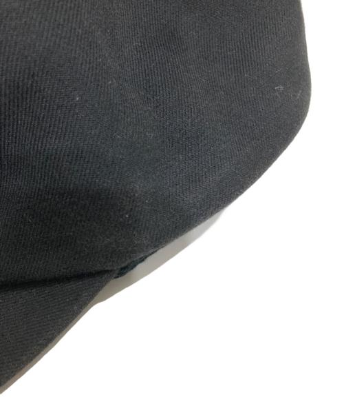 UNIVERSAL PRODUCTS.（ユニバーサルプロダクツ）UNIVERSAL PRODUCTS. (ユニバーサルプロダクツ) COMES AND GOES (カムズアンドゴーズ) 6PANEL BASEBALL CAP ブラックの古着・服飾アイテム