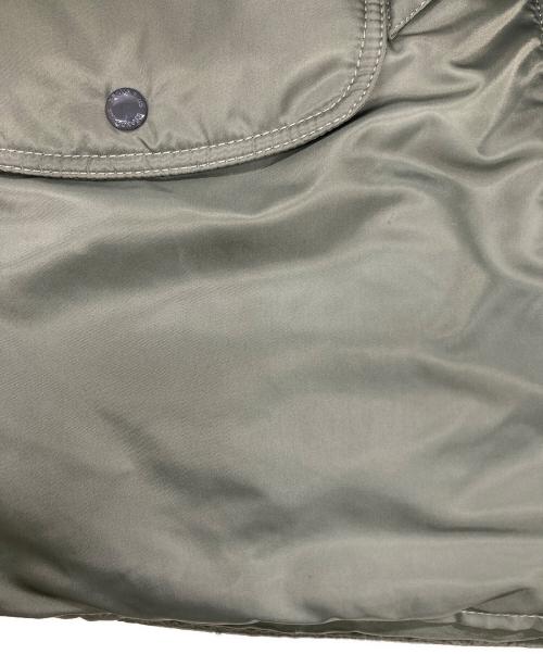 BEAMS PLUS（ビームスプラス）BEAMS PLUS (ビームスプラス) N-3B PRIMALOFT ダウンジャケット グリーン サイズ:Mの古着・服飾アイテム