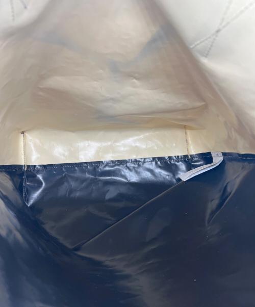 MARNI（マルニ）MARNI (マルニ) PVCバイカラーショッピングバッグ アイボリー×ブラックの古着・服飾アイテム