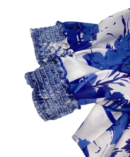 Pinky & Dianne（ピンキーアンドダイアン）Pinky & Dianne (ピンキーアンドダイアン) グラデーションフラワープリントブラウス ブルー サイズ:38の古着・服飾アイテム