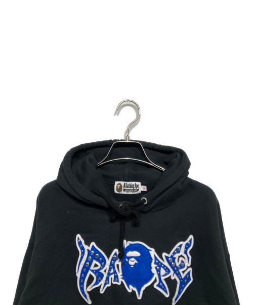 BAPE BY A BATHING APE（ベイプバイアベイシングエイプ）BAPE BY A BATHING APE (ベイプバイアベイシングエイプ) Graffiti Studded Hoodie ブラック サイズ:Mの古着・服飾アイテム