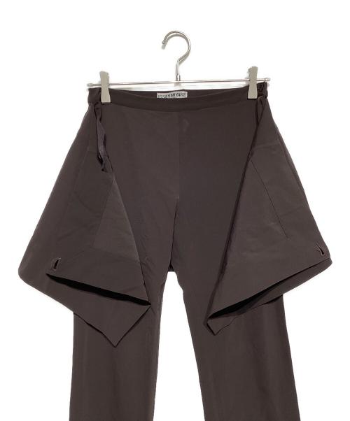 ISSEY MIYAKE（イッセイミヤケ）ISSEY MIYAKE  (イッセイミヤケ) スカートパンツ ブラウン サイズ:2の古着・服飾アイテム