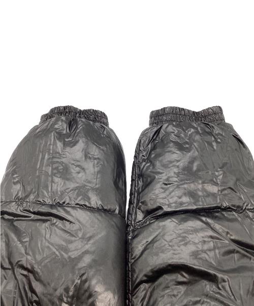 TATRAS（タトラス）TATRAS (タトラス) リバーシブルダウンジャケット MTAT20A4731-D ブラック×レッド サイズ:3の古着・服飾アイテム