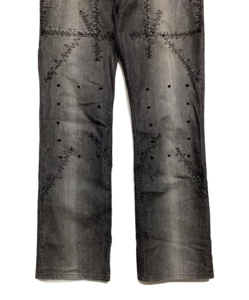 HaaT（ハート）HaaT (ハート イッセイ ミヤケ) ステッチデニムパンツ グレー サイズ:3の古着・服飾アイテム