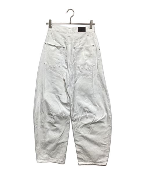 willfully（ウィルフリー）willfully (ウィルフリー) darts curve silhouette denim PT ホワイト サイズ:Mの古着・服飾アイテム