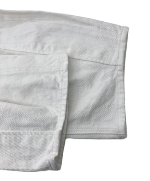 willfully（ウィルフリー）willfully (ウィルフリー) darts curve silhouette denim PT ホワイト サイズ:Mの古着・服飾アイテム