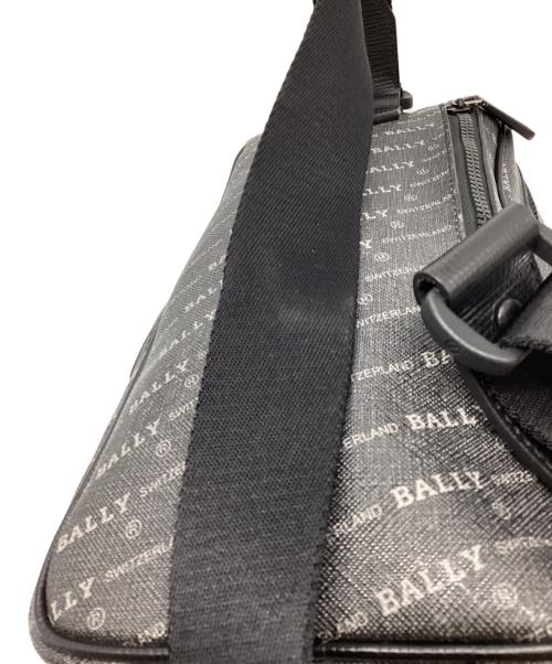 BALLY（バリー）BALLY (バリー) ロゴボディバッグ グレーの古着・服飾アイテム