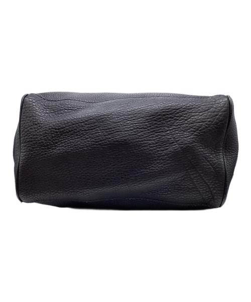 YOUNG & OLSEN The DRYGOODS STORE（ヤングアンドオルセン ザ ドライグッズストア）YOUNG & OLSEN The DRYGOODS STORE (ヤングアンドオルセン ザ ドライグッズストア) FRAMeWORK (フレームワーク) 別注 エンボスレザーベルトトートバッグ ブラックの古着・服飾アイテム