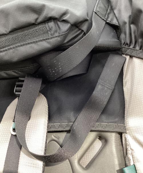 GOSSAMER GEAR（ゴッサマーギア）GOSSAMER GEAR (ゴッサマーギア) G4-20 Ultralight 42 バックパック ブラック×グレー サイズ:Mの古着・服飾アイテム