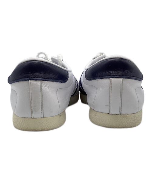 adidas（アディダス）adidas (アディダス) SHIBUYA IH1306 ローカットスニーカー ホワイト×ネイビー サイズ:US8.5の古着・服飾アイテム