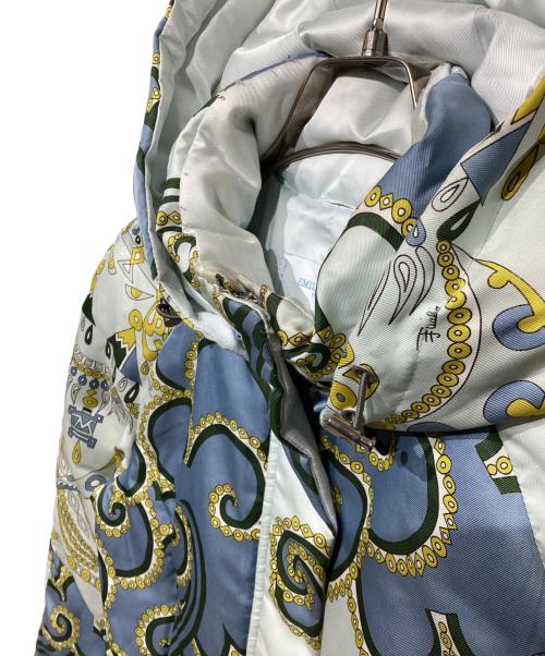 Emilio Pucci（エミリオ プッチ）Emilio Pucci (エミリオ プッチ) 総柄ダウンジャケット　66YC01 スカイブルー サイズ:36の古着・服飾アイテム