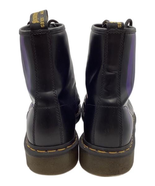Dr.Martens（ドクターマーチン）Dr.Martens (ドクターマーチン) Needles (ニードルズ) 8 HOLES STRIPE BOOTS　26258011 ブラック サイズ:UK10の古着・服飾アイテム