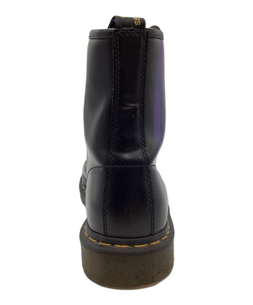 Dr.Martens（ドクターマーチン）Dr.Martens (ドクターマーチン) Needles (ニードルズ) 8 HOLES STRIPE BOOTS　26258011 ブラック サイズ:UK10の古着・服飾アイテム