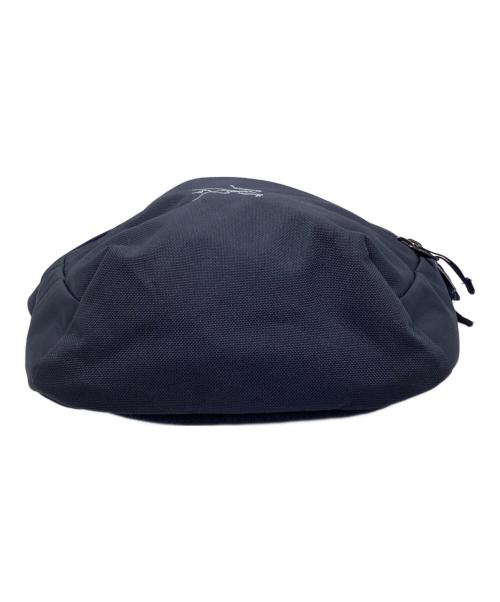 ARC'TERYX（アークテリクス）ARC'TERYX (アークテリクス) ボディーバッグ　29557 ネイビー 未使用品の古着・服飾アイテム