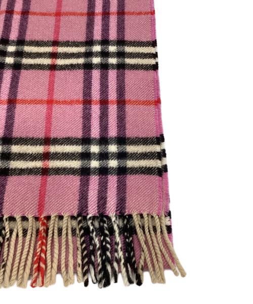 BURBERRY LONDON（バーバリーロンドン）BURBERRY LONDON (バーバリーロンドン) ノバチェックカシミヤマフラー ピンクの古着・服飾アイテム