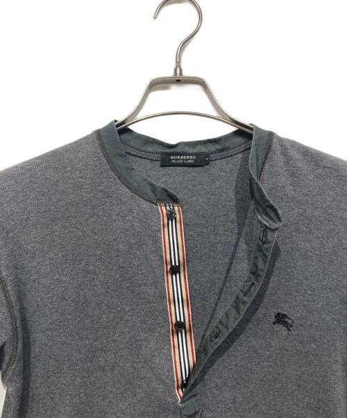 BURBERRY BLACK LABEL（バーバリーブラックレーベル）BURBERRY BLACK LABEL (バーバリーブラックレーベル) ヘンリーネックカットソー グレー サイズ:2の古着・服飾アイテム