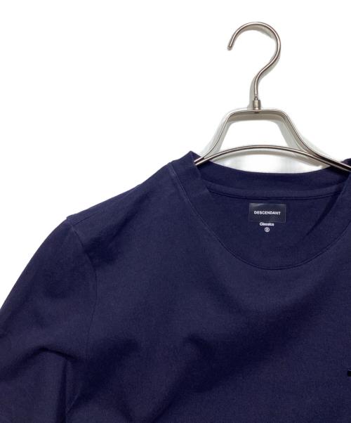 DESCENDANT（ディセンダント）DESCENDANT (ディセンダント) ワンポイント刺繍 Tシャツ ネイビー サイズ:2の古着・服飾アイテム