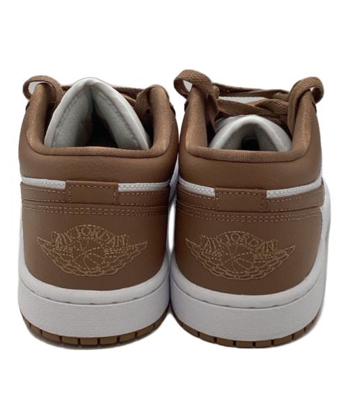 NIKE（ナイキ）NIKE (ナイキ) W AIR JORDAN 1 LOW DC0774-202 ブラウン×ホワイト サイズ:US9の古着・服飾アイテム