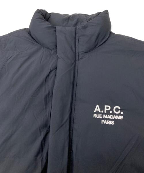 A.P.C.（アーペーセー）A.P.C. (アーペーセー) VESTE RAYMOND JPS 中綿ジャケット24252-1-33511 ブラック サイズ:Mの古着・服飾アイテム