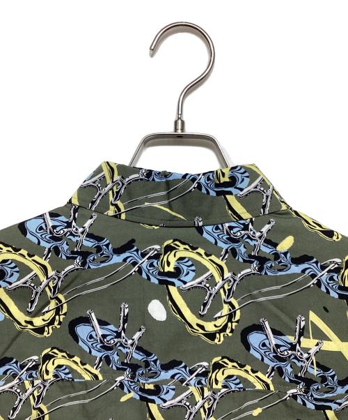 A.P.C.（アーペーセー）A.P.C. (アーペーセー) Ross グラフィックシャツ オリーブ×ブルー サイズ:M 未使用品の古着・服飾アイテム