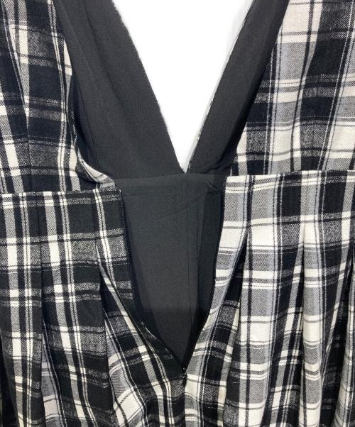 HER LIP TO（ハーリップトゥ）HER LIP TO (ハーリップトゥ) Classic Plaid Jumper Dress　1244305119 ブラック×ホワイト サイズ:Sの古着・服飾アイテム