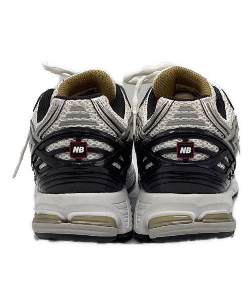 NEW BALANCE（ニューバランス）NEW BALANCE (ニューバランス) M1906RA　ローカットスニーカー ホワイト サイズ:US8.5の古着・服飾アイテム